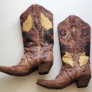 Vintage Daisy Overlay Corral Cowgirl Boots